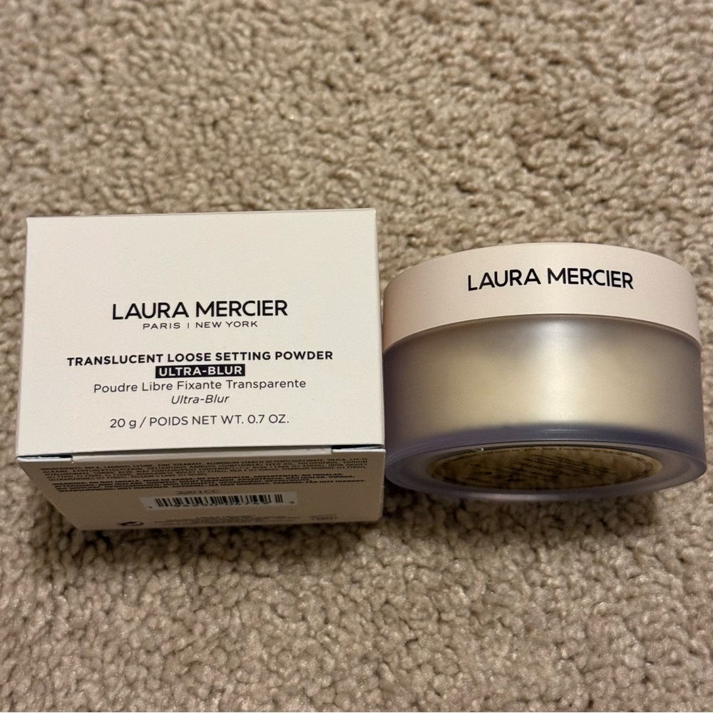 Laura Mercier Ultra-Blur Talc-Free Longwearing Translucent Loose Setting Powder